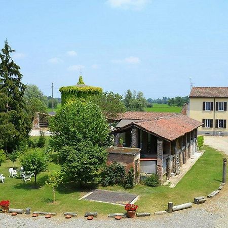 Agriturismo Fiamberta Bed & Breakfast Certosa di Pavia Exterior photo